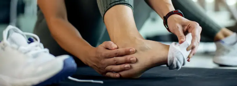Gout: Symptoms, diagnosis, and home management