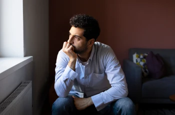 How to Stop Overthinking? Easy Tips From Experts