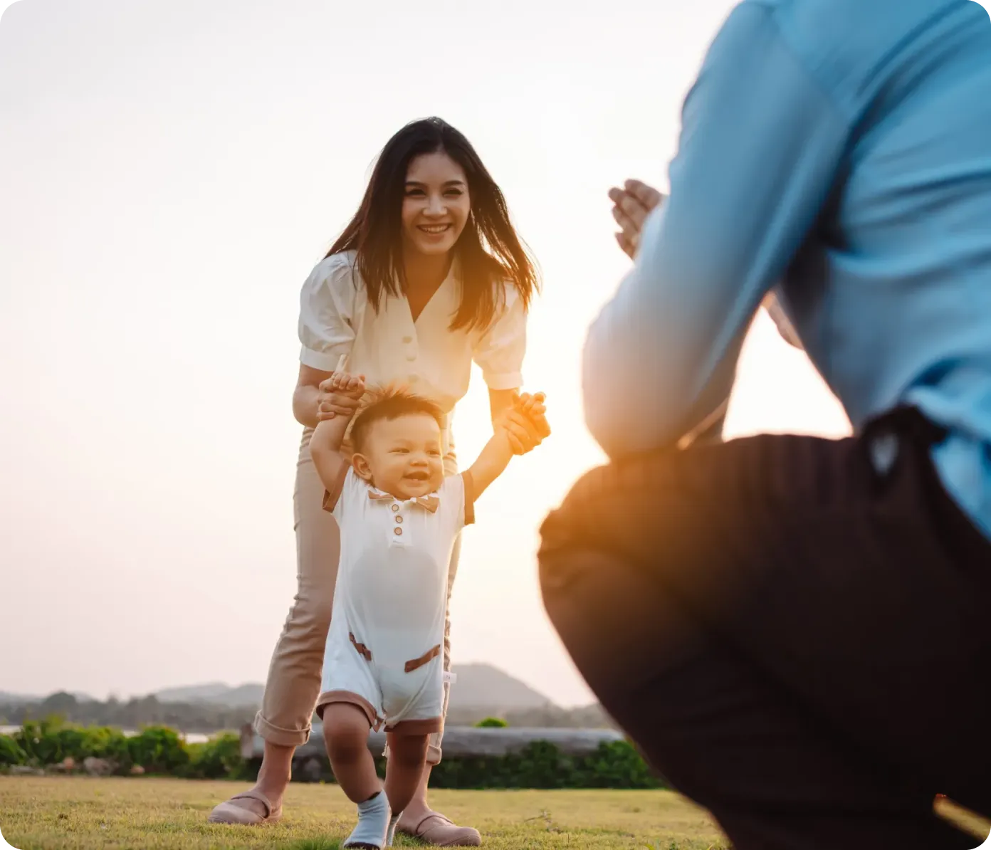 happy-familyafter-getting-radiology-referral-via-video-consult-telehealth