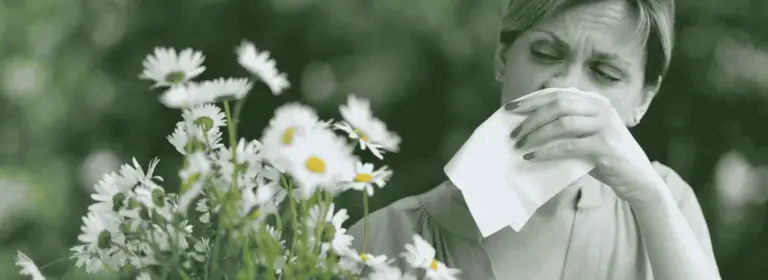 Hay fever and blocked ears: Causes, symptoms & treatment 